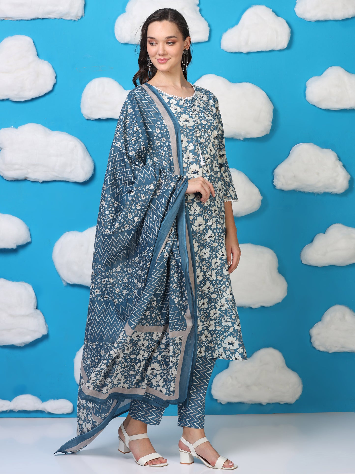 Blue Bloom – Blue & White Printed 3-Piece Set (2TP-6-C19)