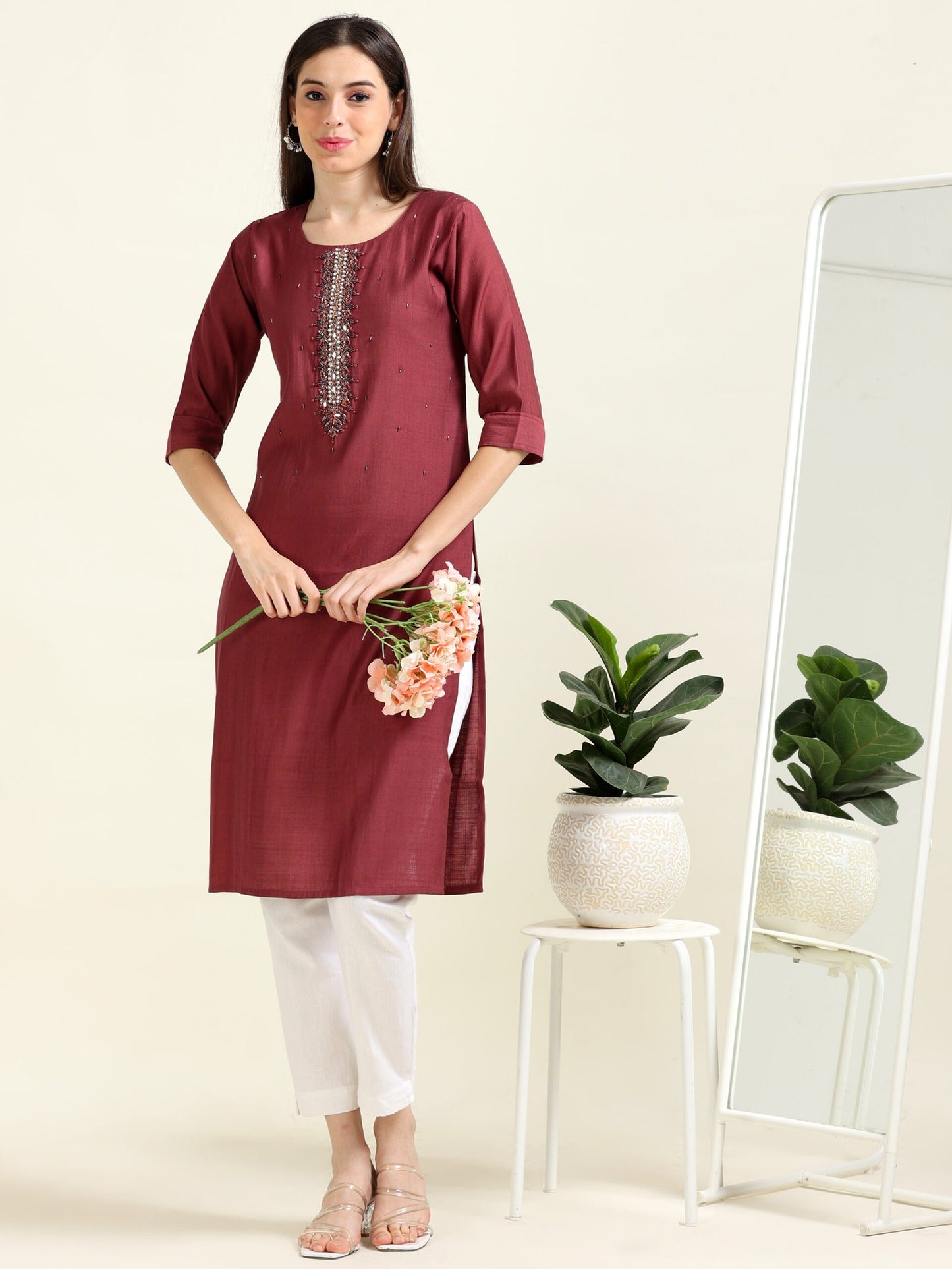Maroon Classy Chic – Cutdana Embroidered Straight Kurti (1JD-2-A7)