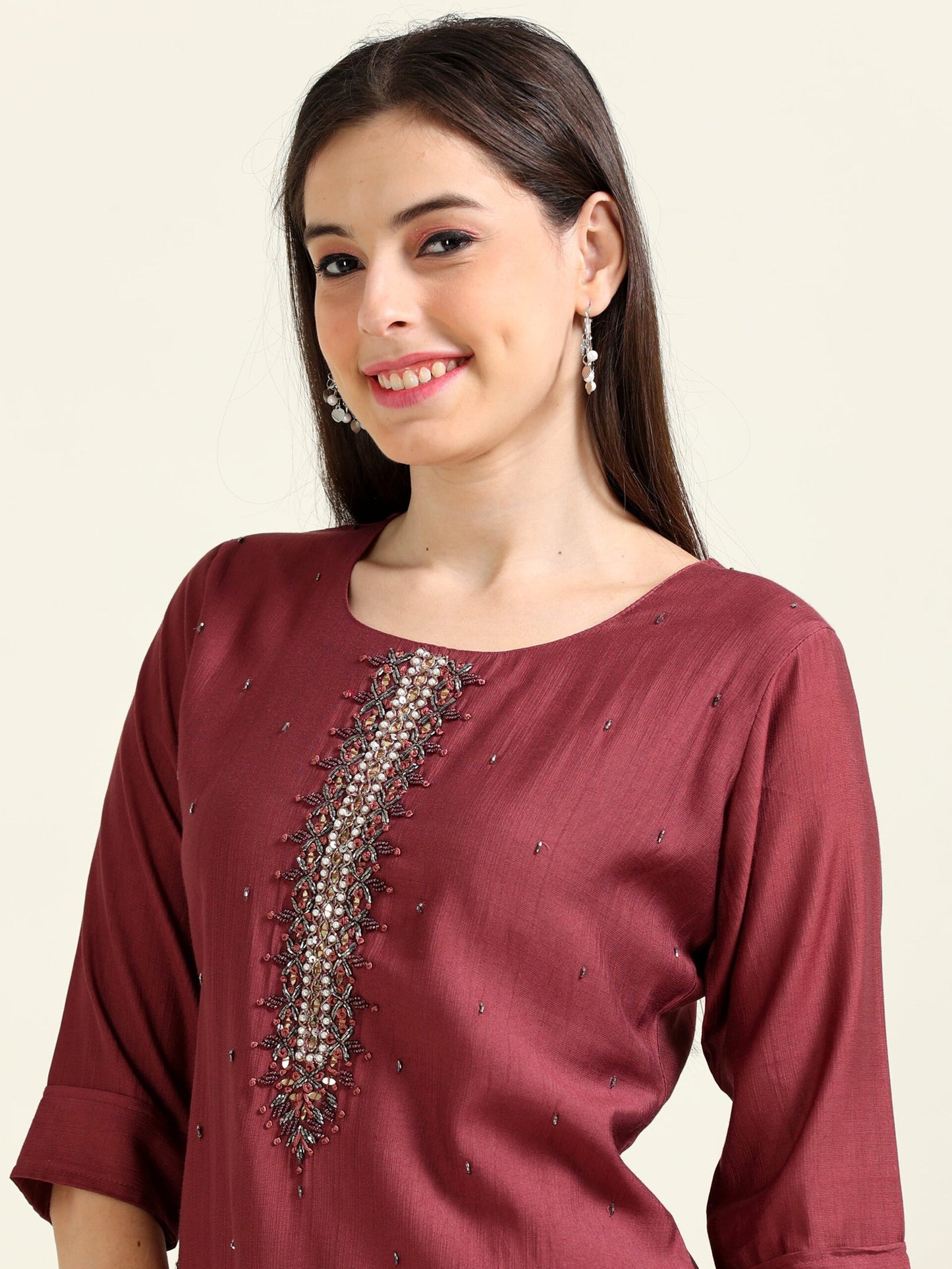 Maroon Classy Chic – Cutdana Embroidered Straight Kurti (1JD-2-A7)