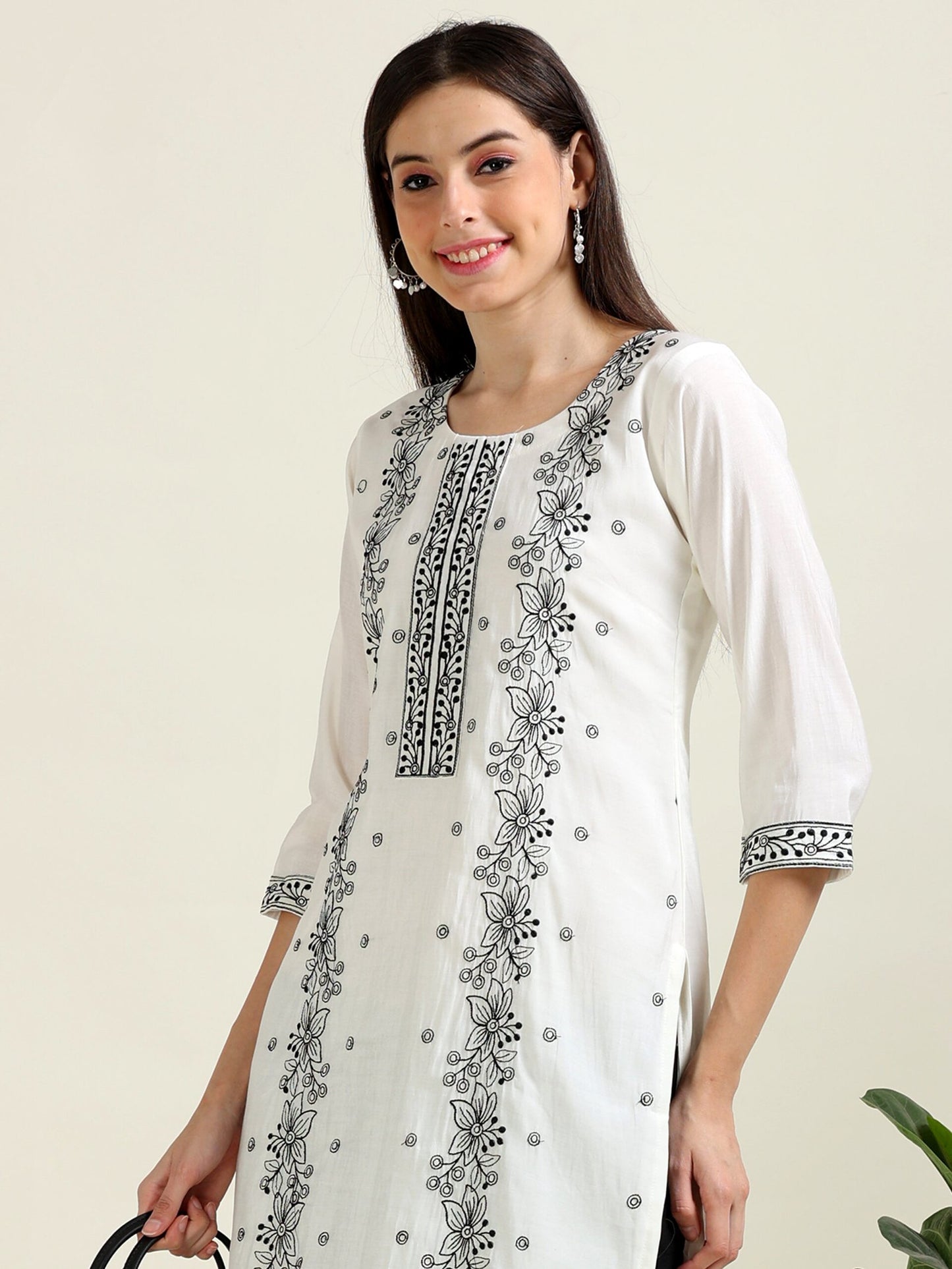 White Panel Chic – Embroidered Straight Cotton Kurti (1JD-9-A12)