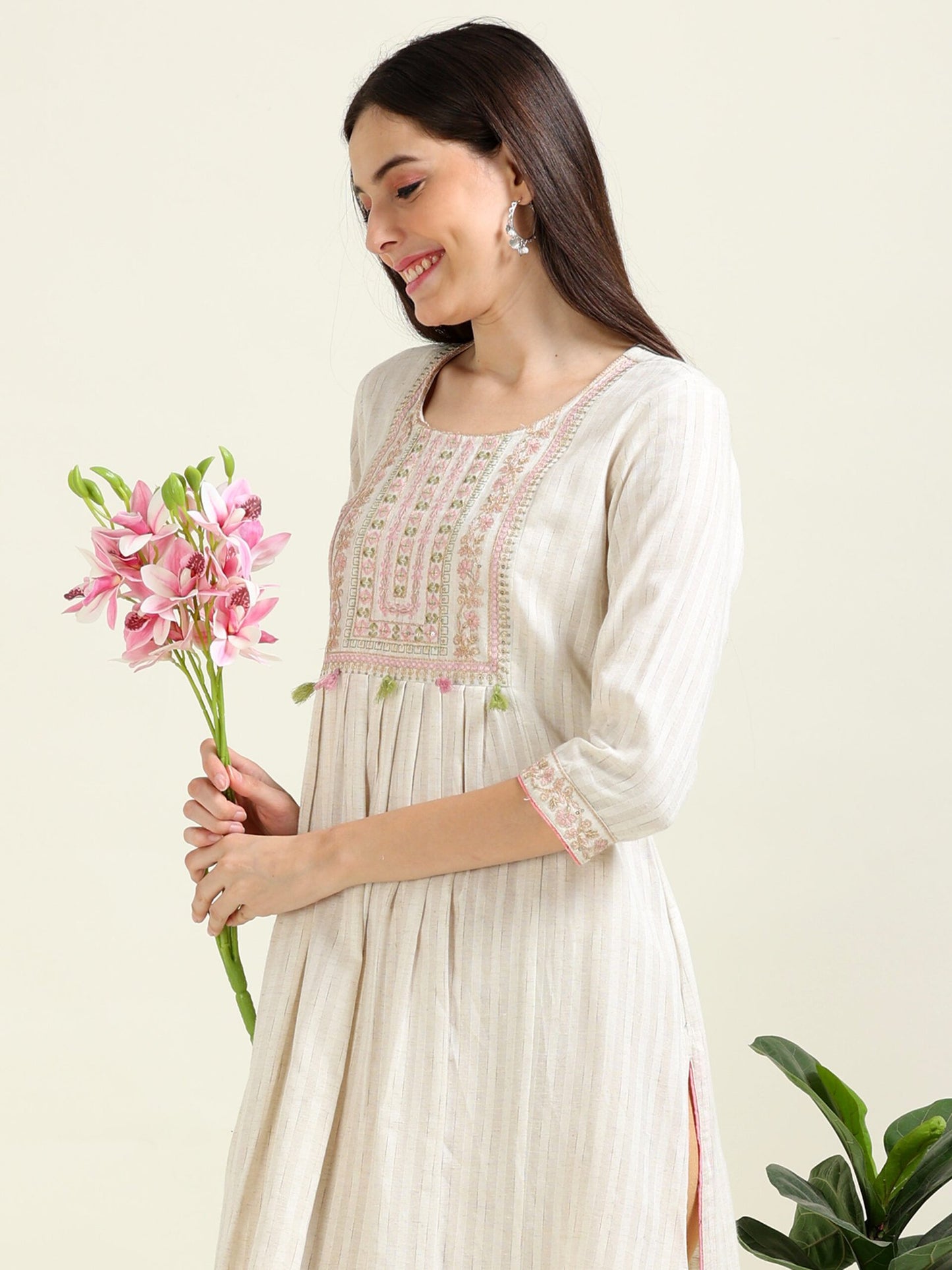Off-White Embroidered Charm – Cotton-Linen A-Line Kurti (1KB-9-A10)