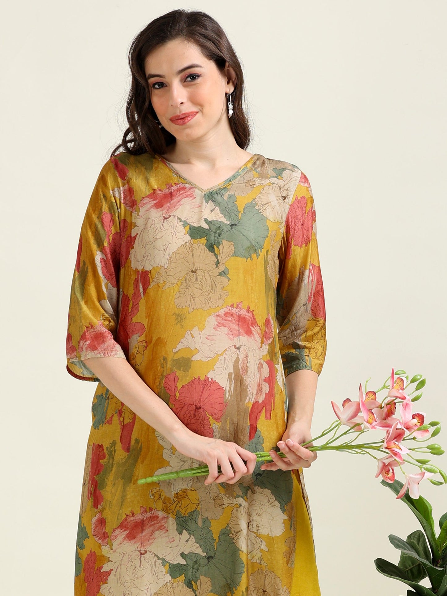 Mustard Digital Glow – Cotton-Viscose 2-Piece Set (1NH-4-B6)
