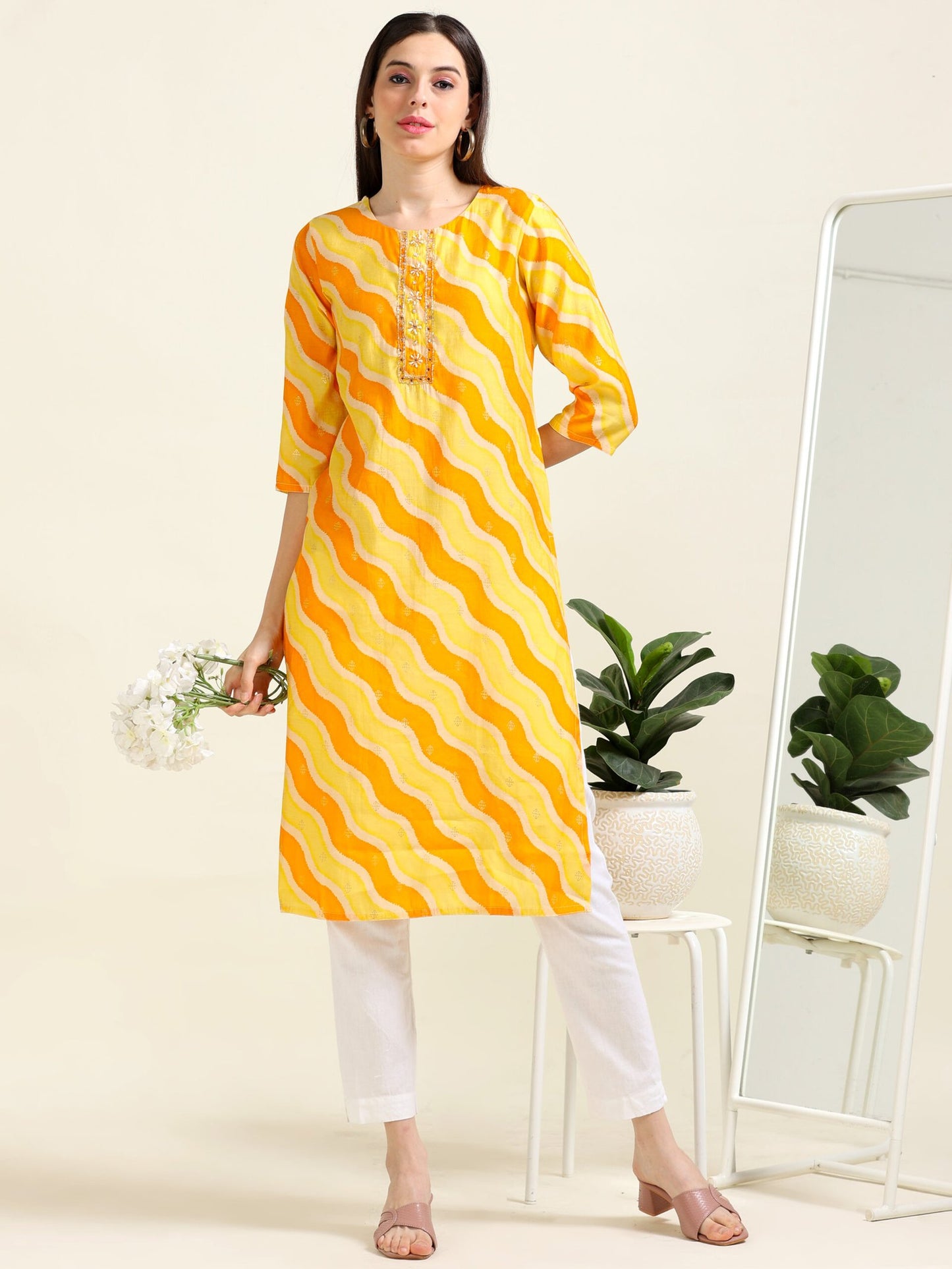 Mango Leheriya Haldi Glow – Silk Blend Straight Kurti (2AA-4- A9)