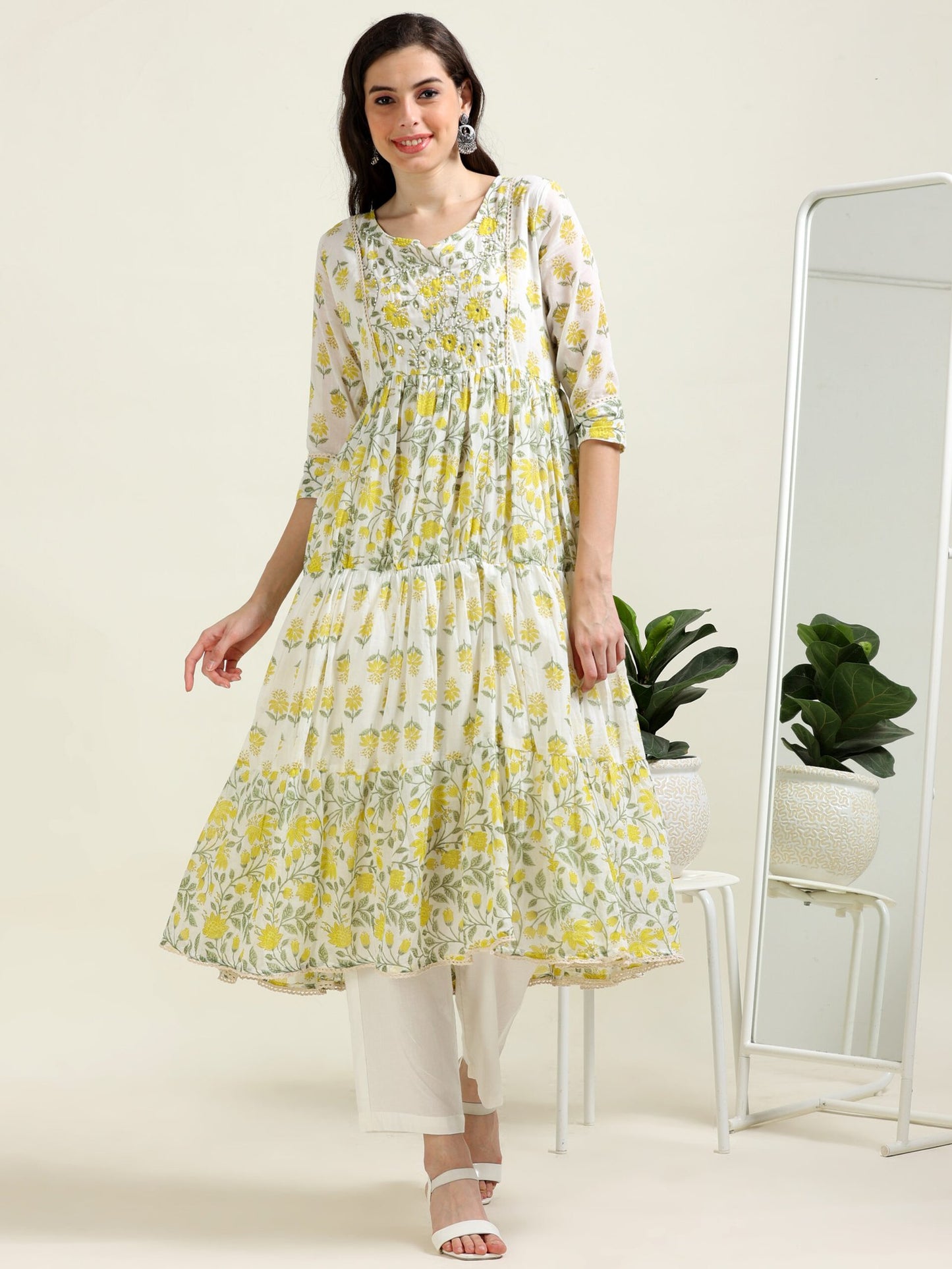 Off-White Brunch Bloom – Anarkali Cotton 3-Piece Se (2DF-9-C5)