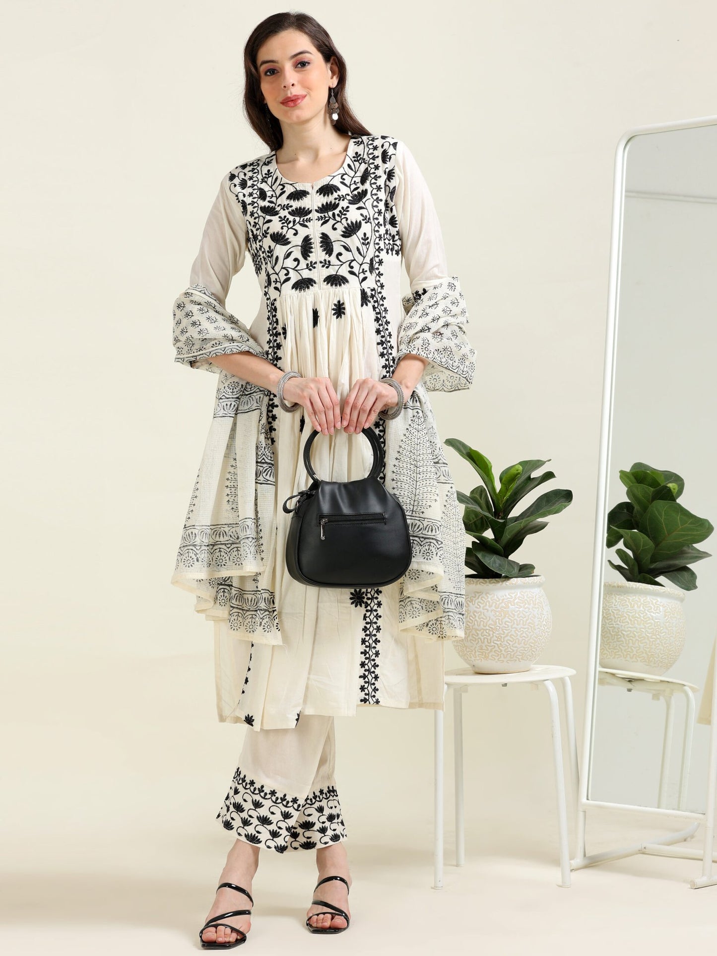 Ebony Threaded Elegance – Off-White Embroidered Cotton 3 piece set (2DF-9-C9)