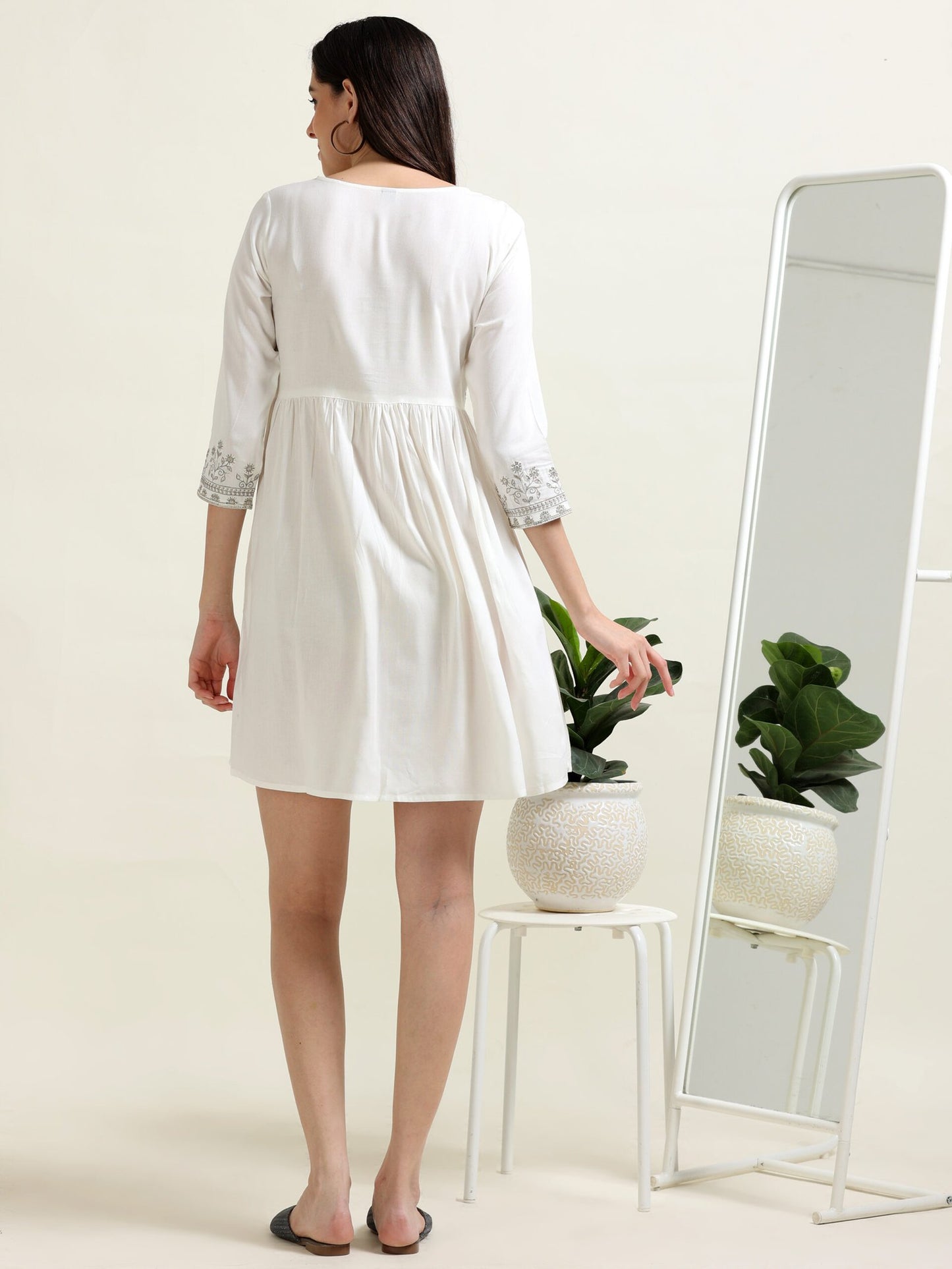 White Brunch Belle – Alia Yoke Cotton Blend Dress (2PS-9-A7)