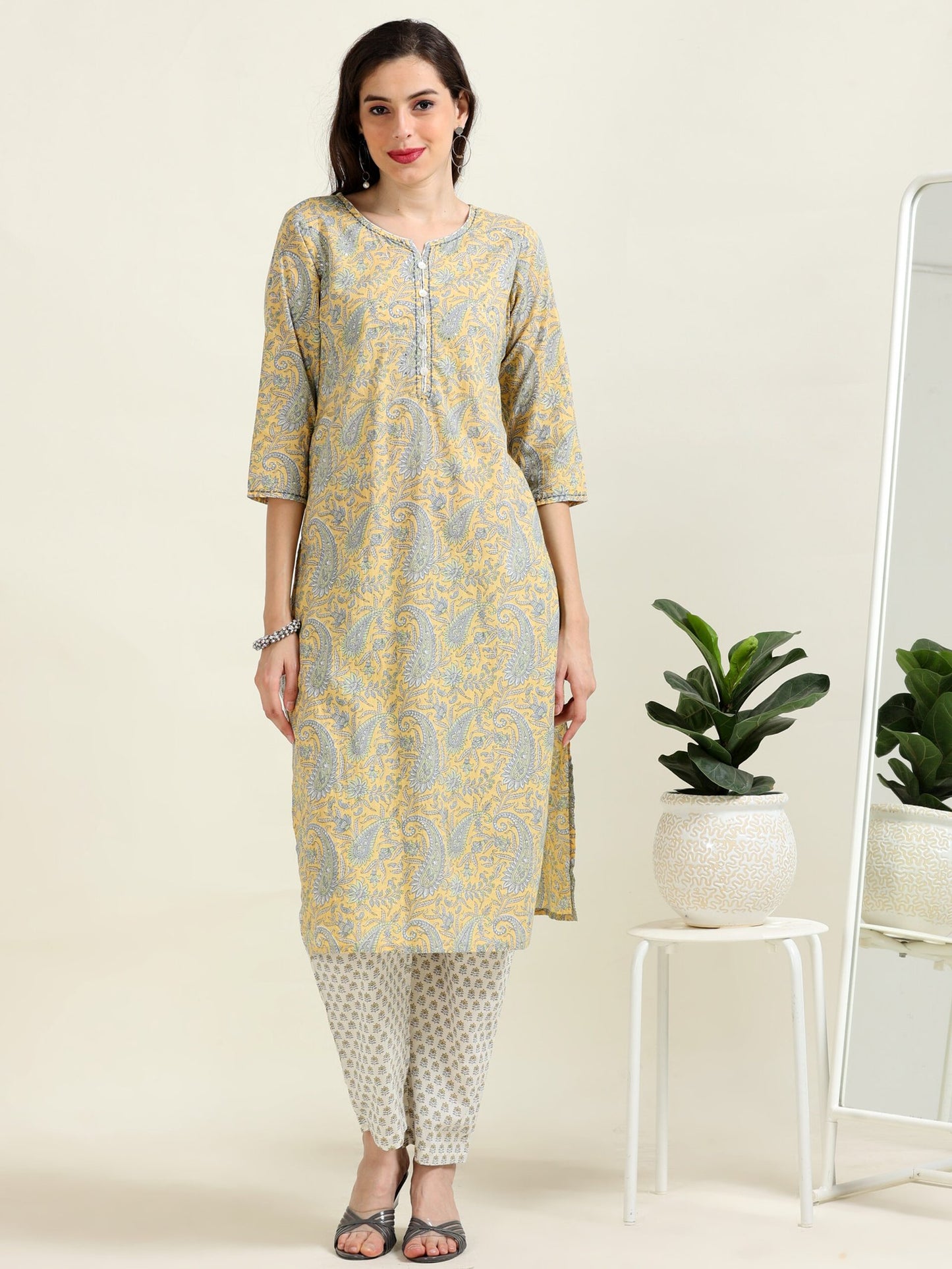 Sunshine Glow – Lemon Yellow & Off-White Breezy 3 piece set (2TP-4-C17)