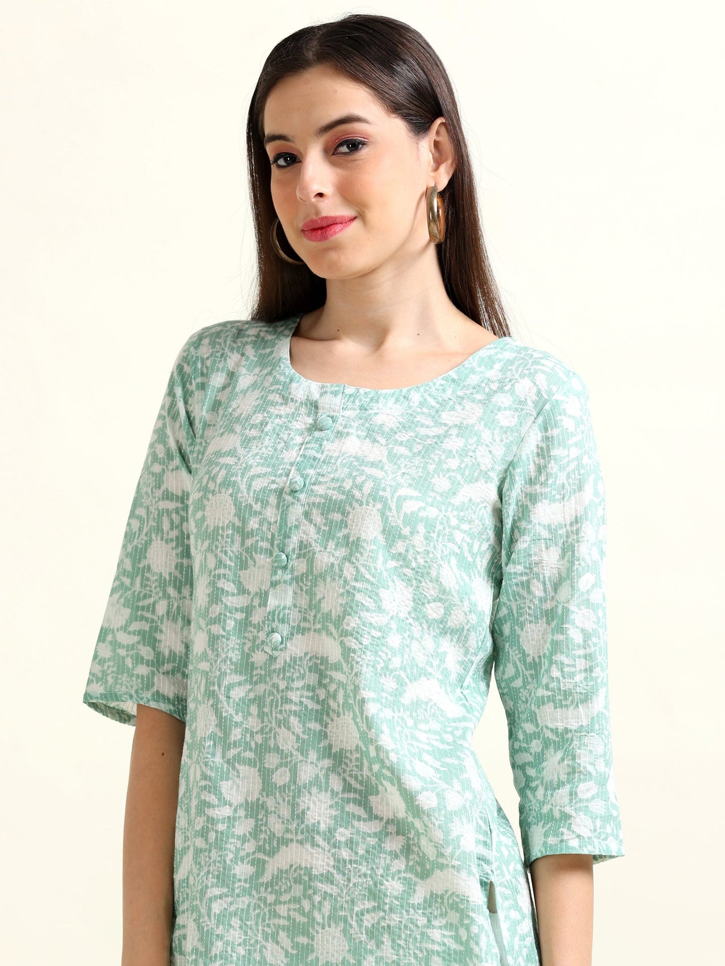 Green Sunlit Stroll – Printed Cotton Kurti (2TP-5-A7)