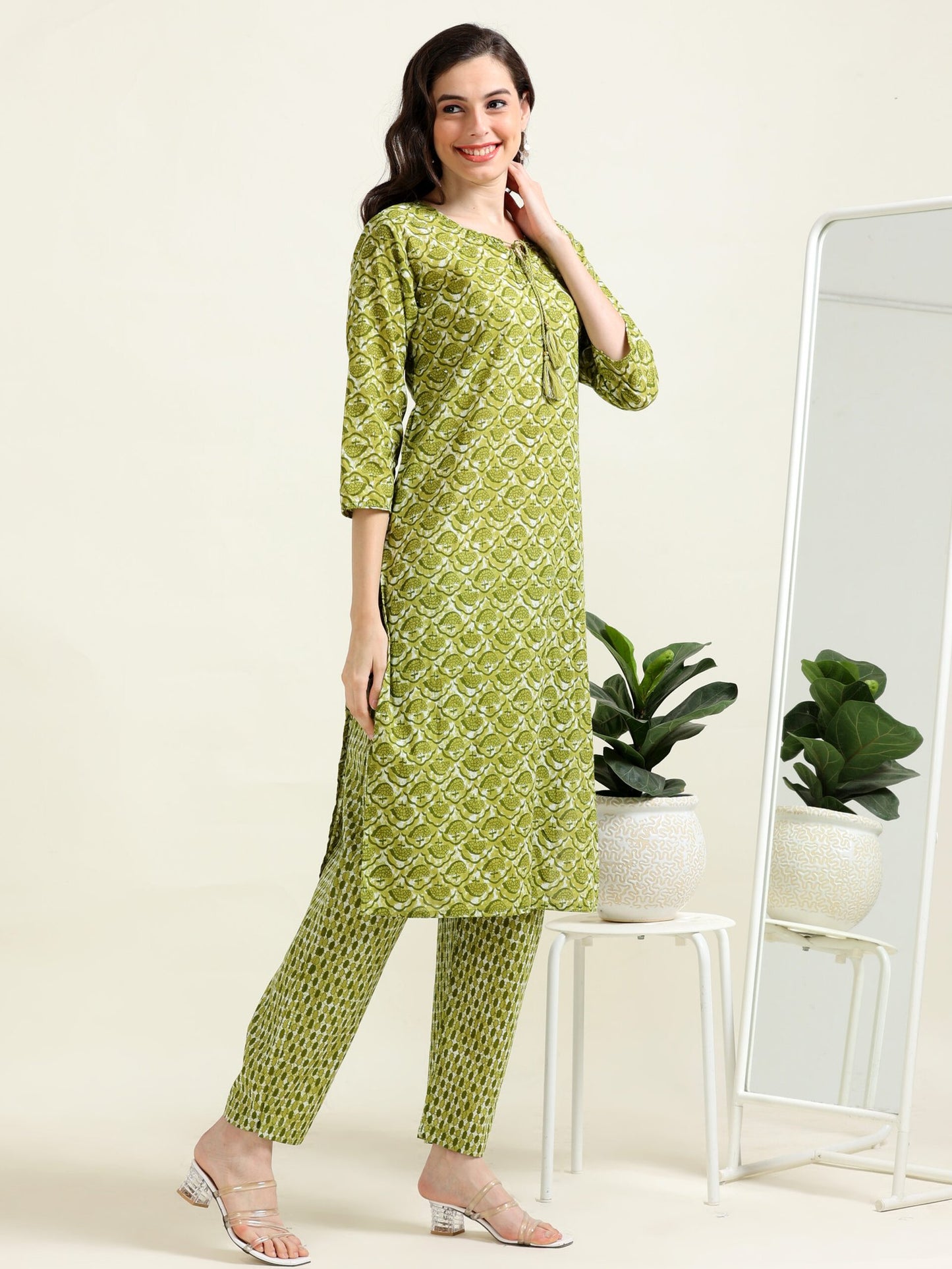 Green Sequined Glow – Cotton Straight Kurti 2-piece Set (2TP-5-B11)