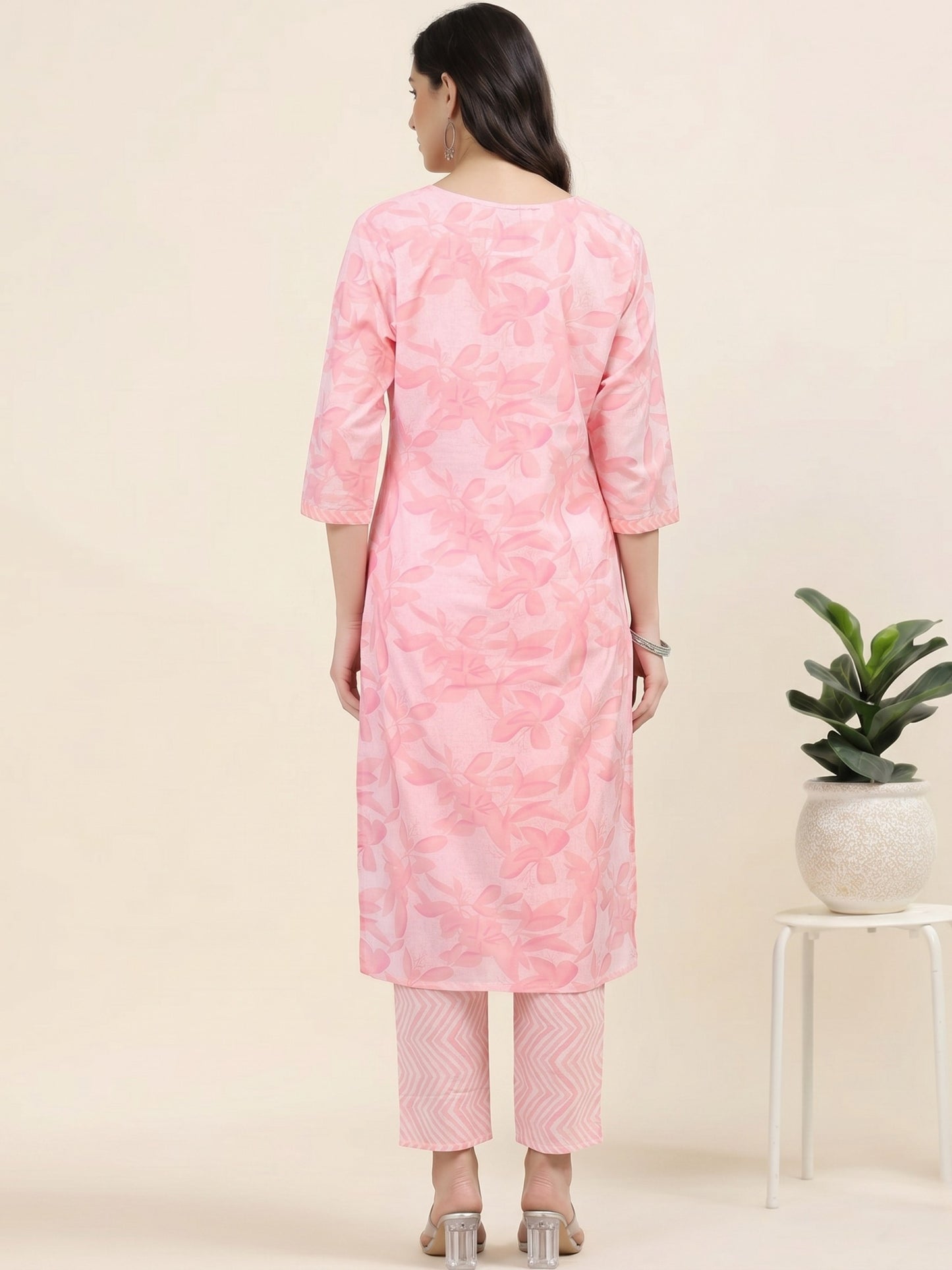 Barbie on Break – Embroidered Light Pink Cotton 3-Piece Set (2DF-2-C6)