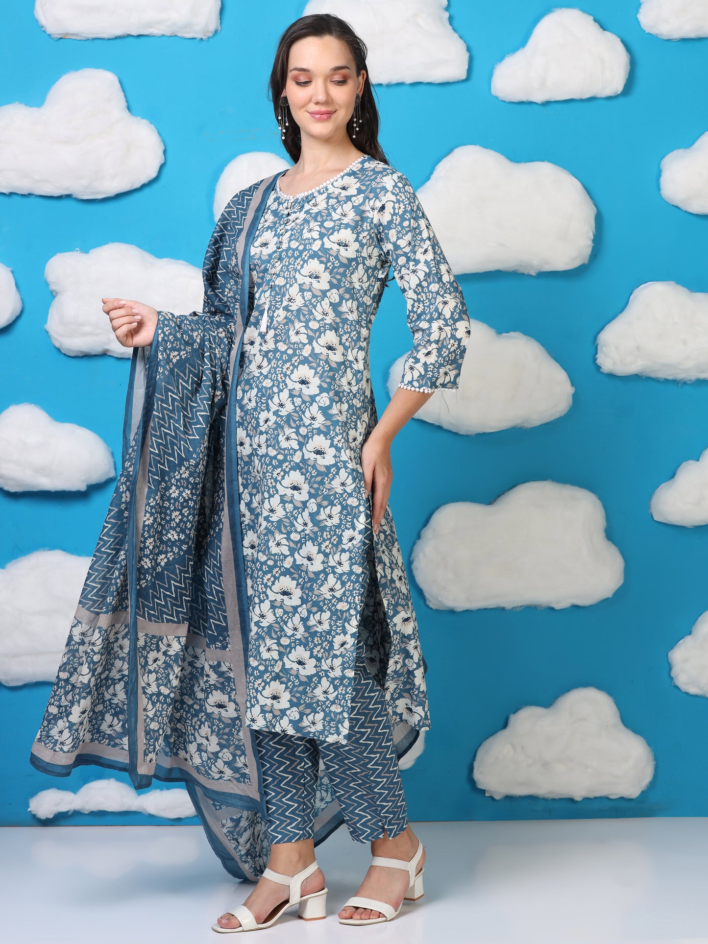 Blue Bloom – Blue & White Printed 3-Piece Set (2TP-6-C19)