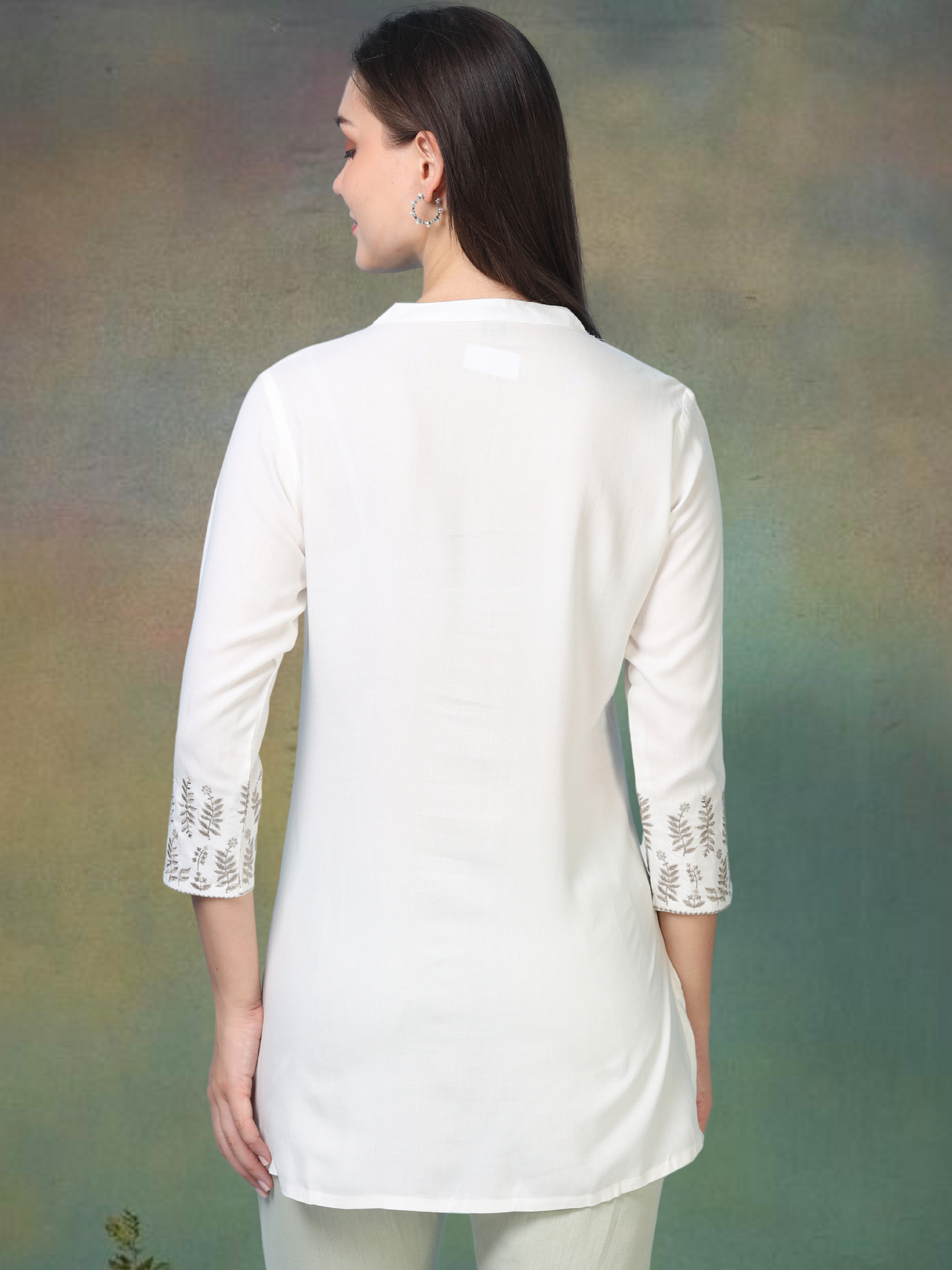 White Silver Charm – Embroidered Short Cotton Kurti (2PS-9-A6)