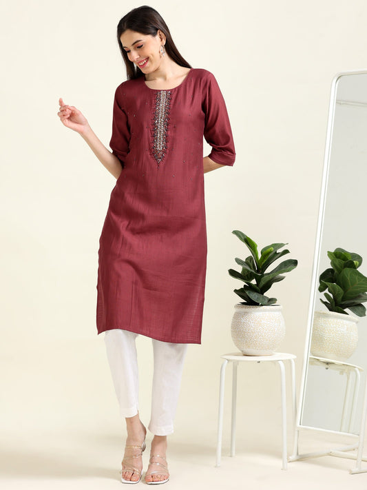 Maroon Classy Chic – Cutdana Embroidered Straight Kurti (1JD-2-A7)