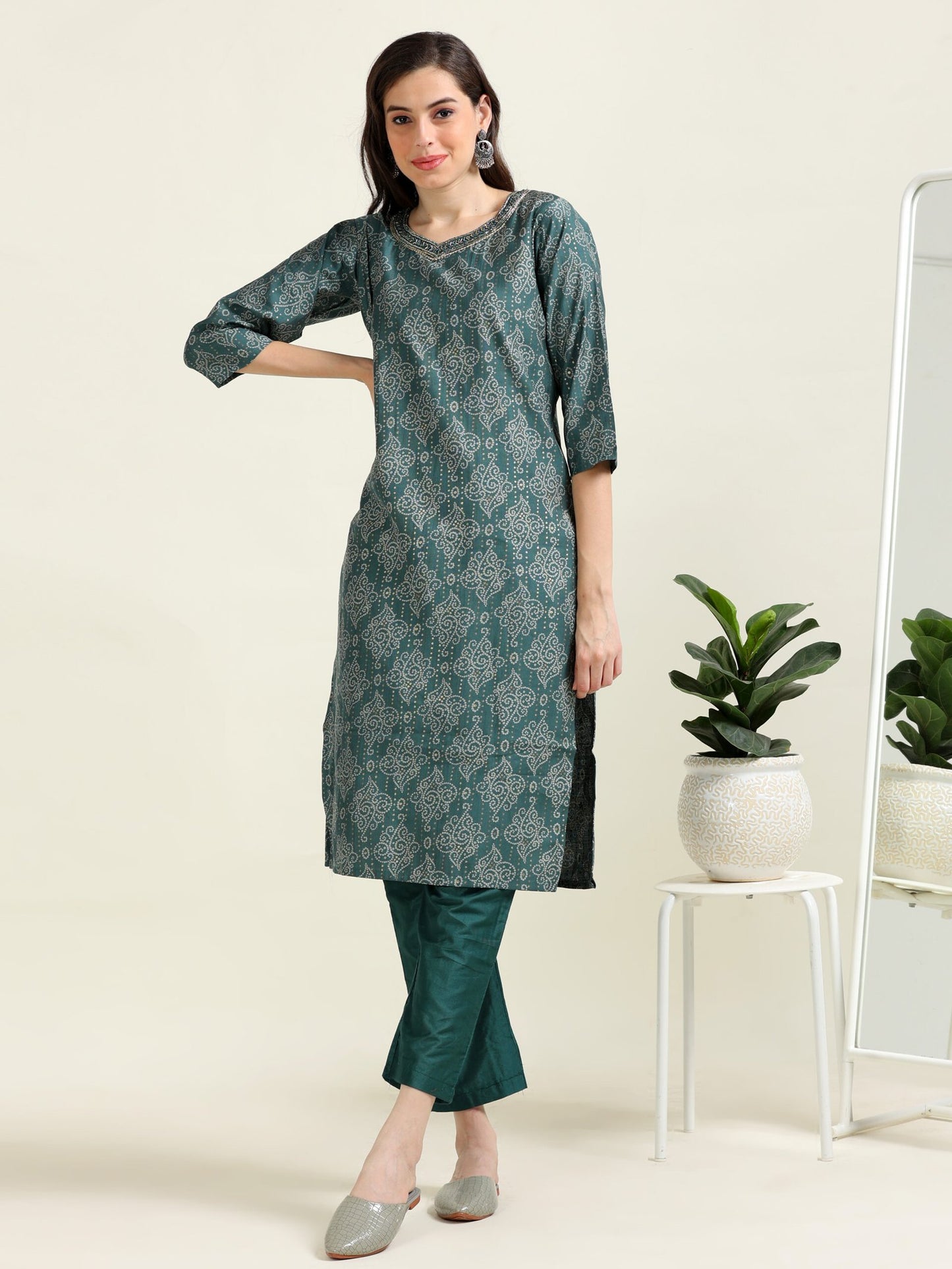 Teal Bandhani Charm – Viscose-Organza 3-Piece Set (1KI-6-C3)