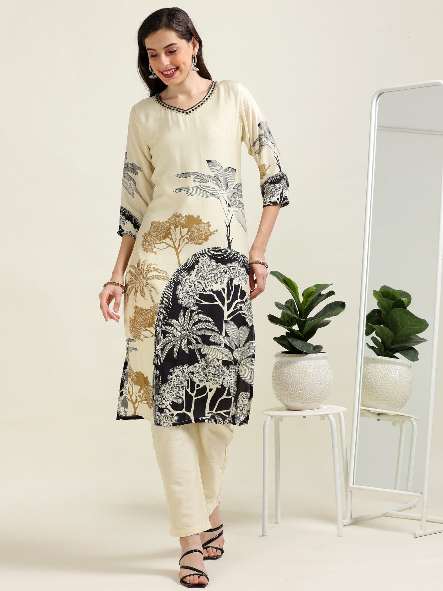 Ivory Grace – Semi-Formal Viscose 3 piece set with Chiffon Dupatta (1KI-9-C8)