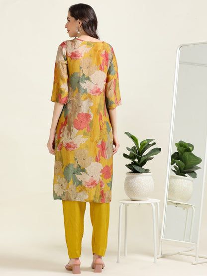 Mustard Digital Glow – Cotton-Viscose 2-Piece Set (1NH-4-B6)