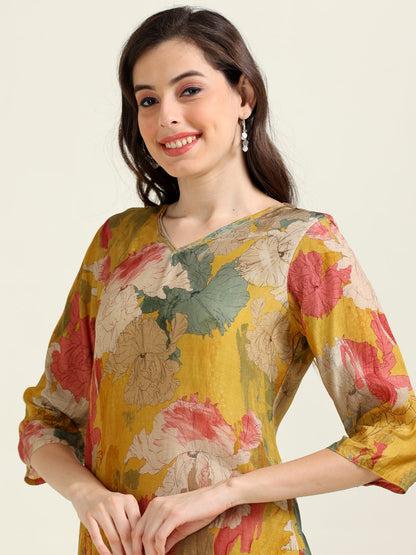 Mustard Digital Glow – Cotton-Viscose 2-Piece Set (1NH-4-B6)