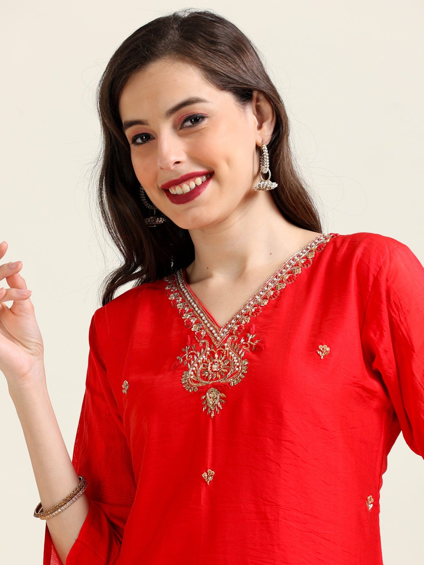 Radiant Rouge Royalty – Red Jardoshi Embroidered 3 piece set (2AA-2-C3)