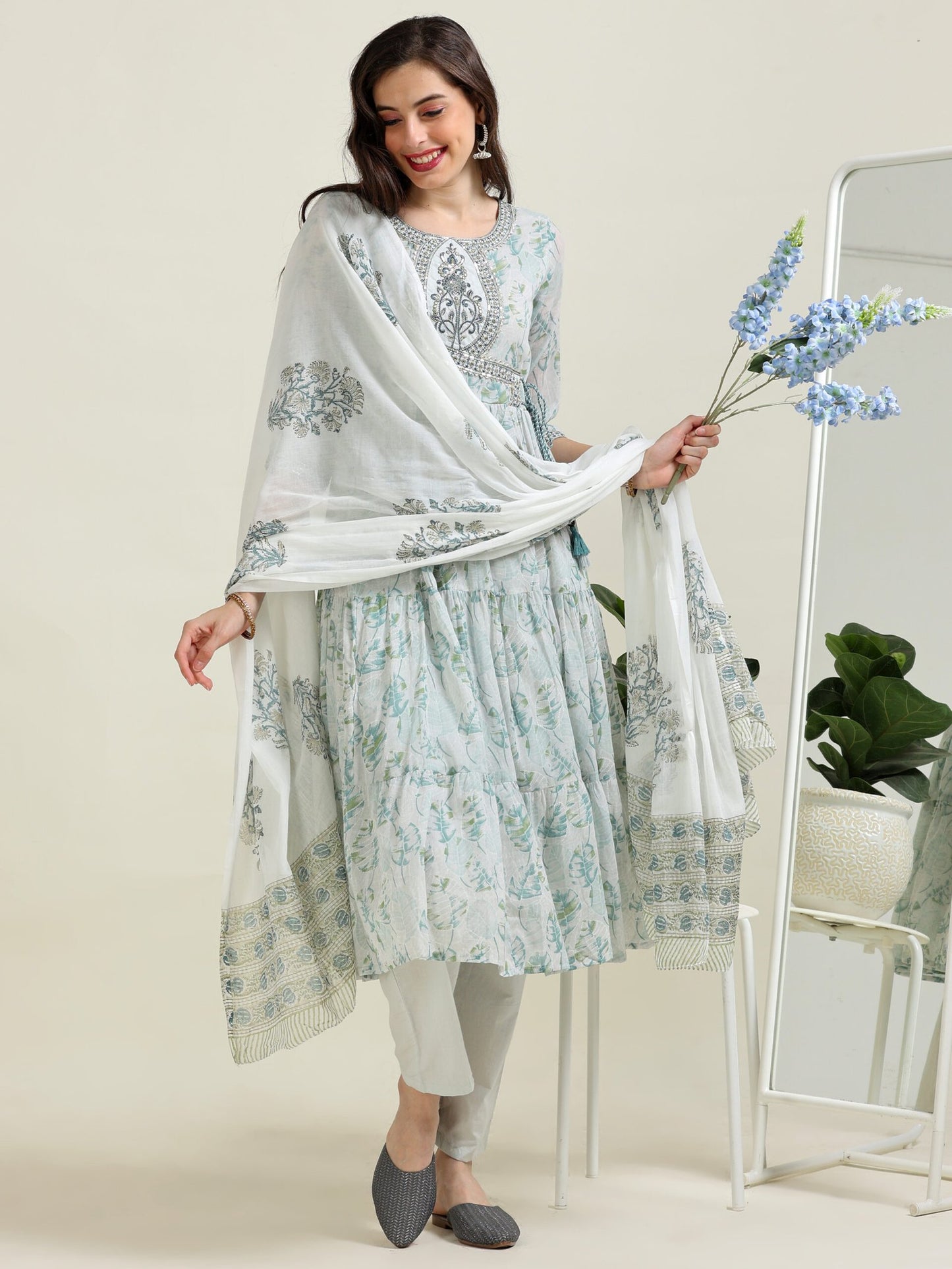 Silver Lining – Light Gray Embroidered Angrakha Kurti Set (2DF-5-C11)