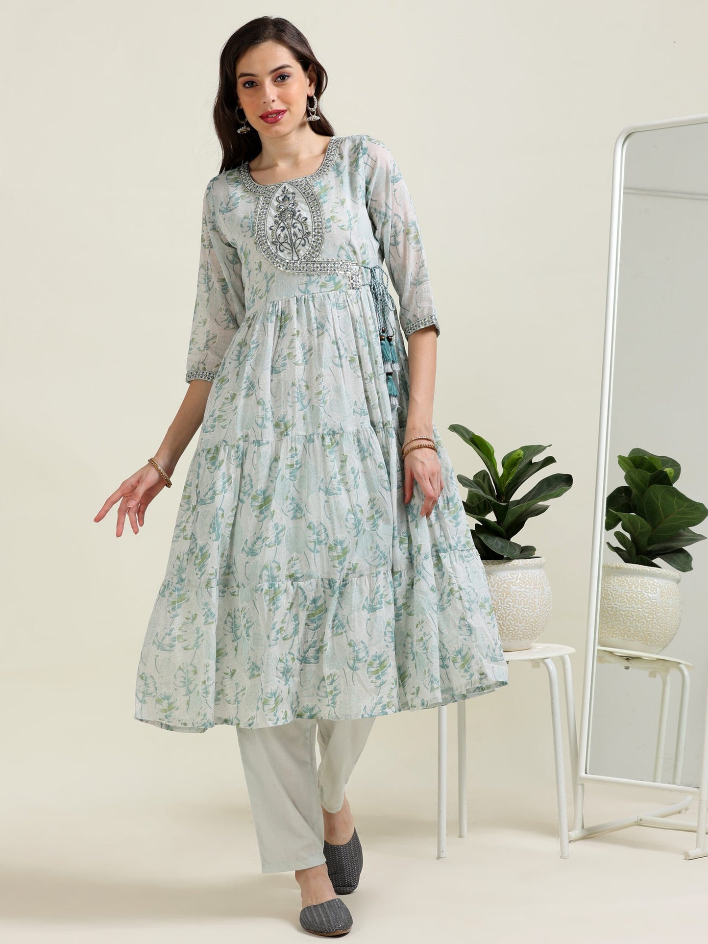 Silver Lining – Light Gray Embroidered Angrakha Kurti Set (2DF-5-C11)