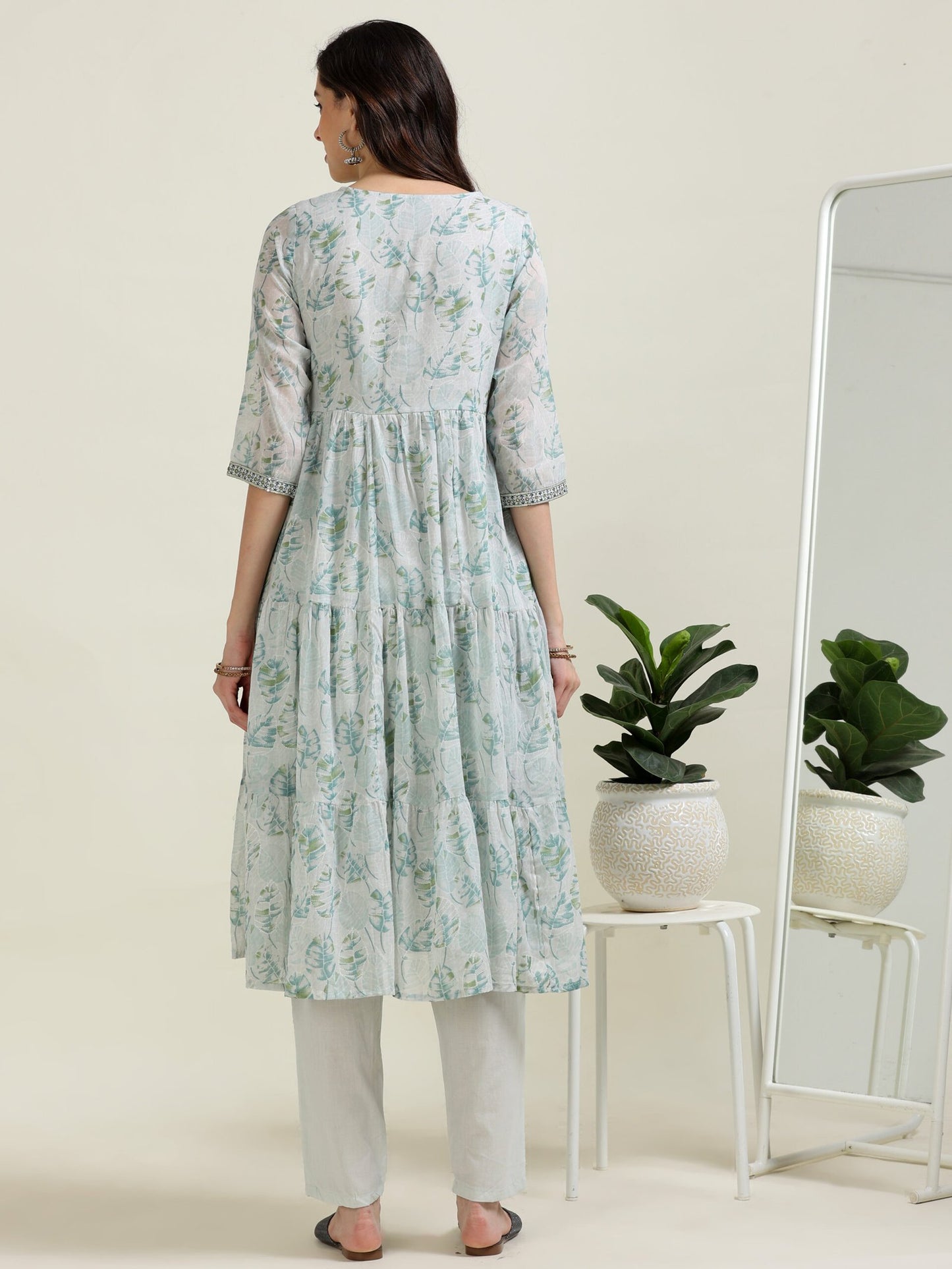 Silver Lining – Light Gray Embroidered Angrakha Kurti Set (2DF-5-C11)