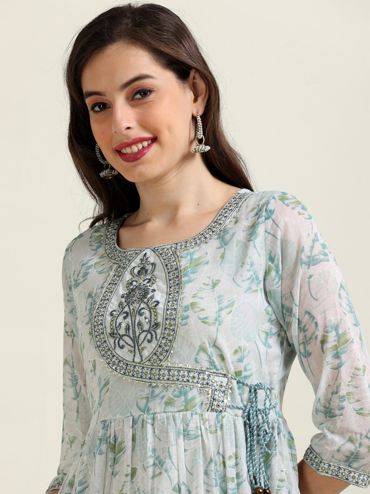 Silver Lining – Light Gray Embroidered Angrakha Kurti Set (2DF-5-C11)