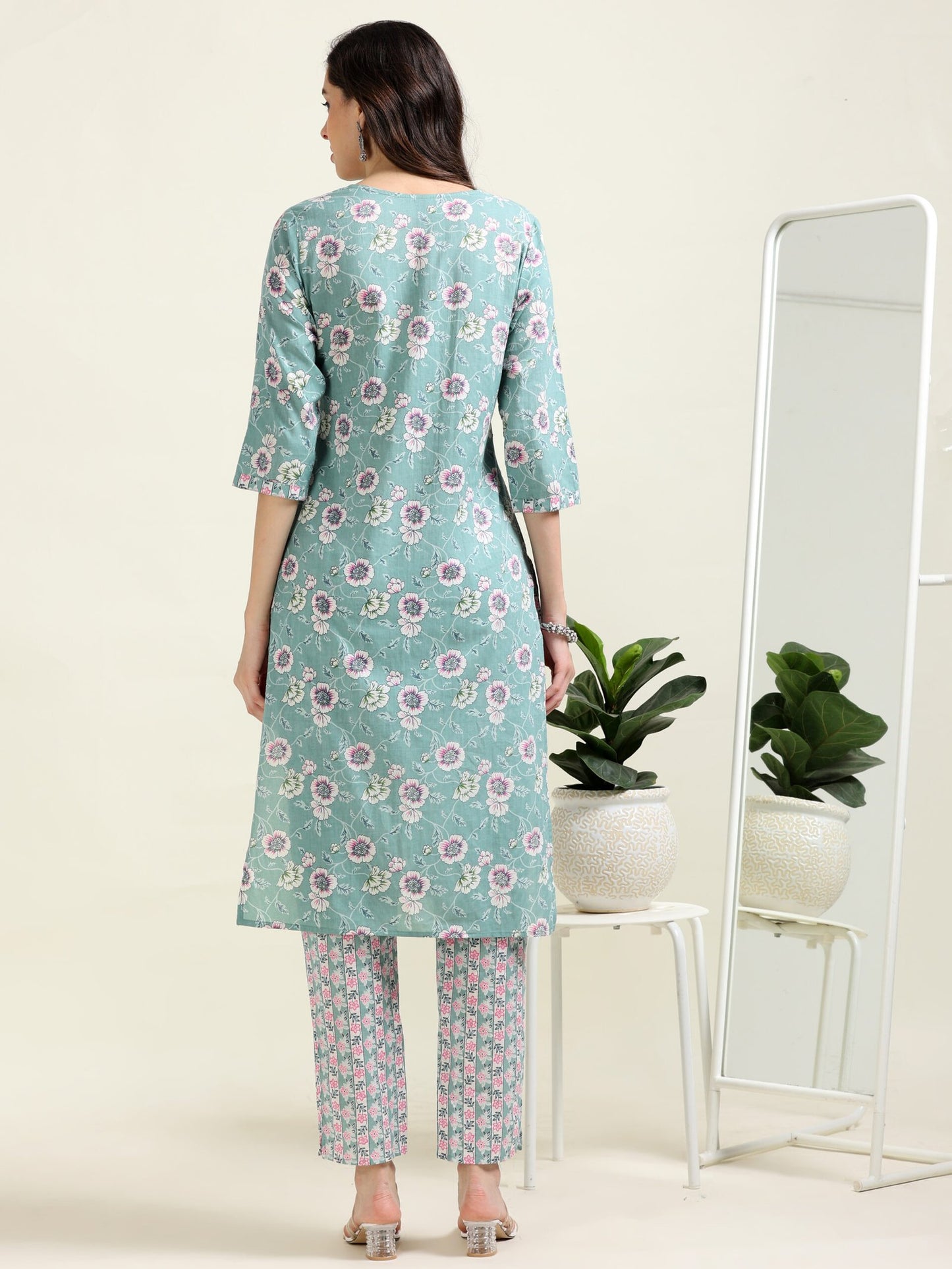 Sea Green Summer Glow – Handworked Cotton 3-Piece Set (2DF-6-C3)