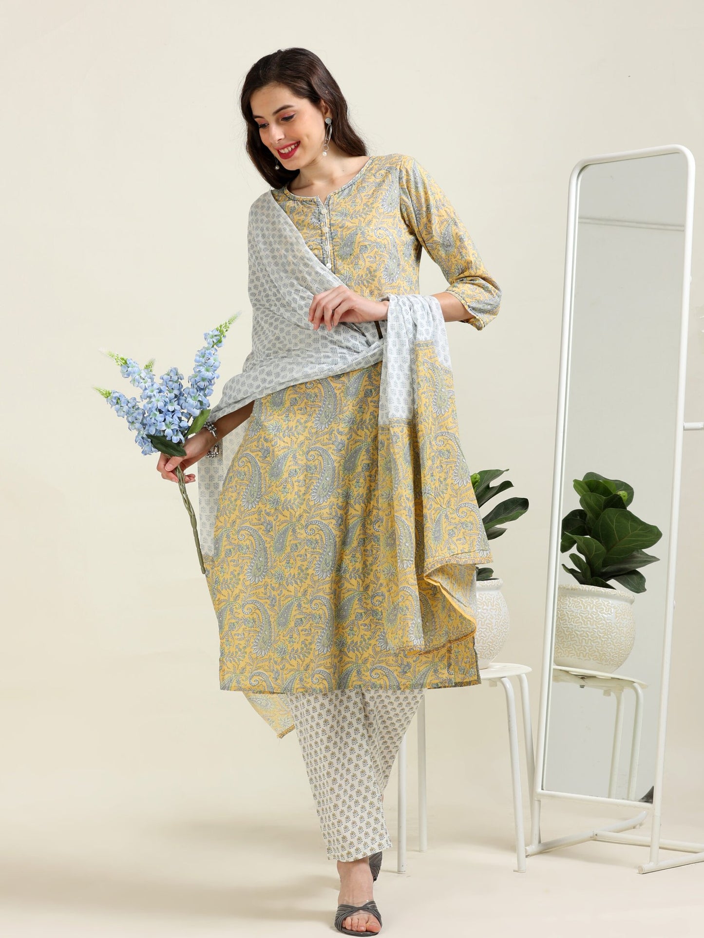 Sunshine Glow – Lemon Yellow & Off-White Breezy 3 piece set (2TP-4-C17)