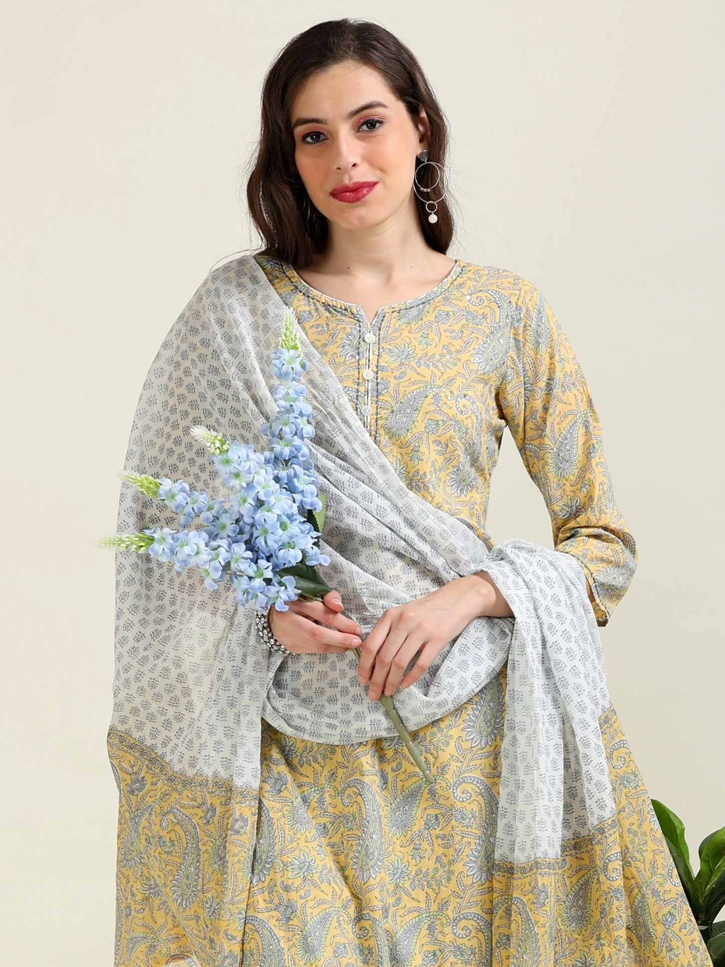 Sunshine Glow – Lemon Yellow & Off-White Breezy 3 piece set (2TP-4-C17)