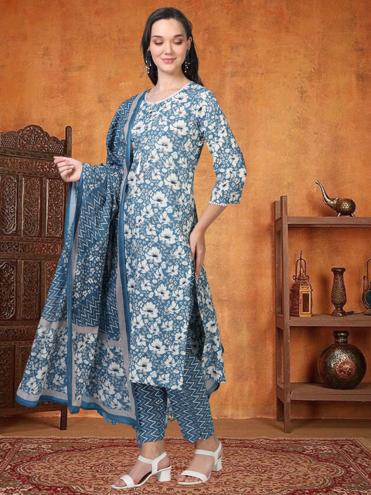 Blue Bloom – Blue & White Printed 3-Piece Set (2TP-6-C19)