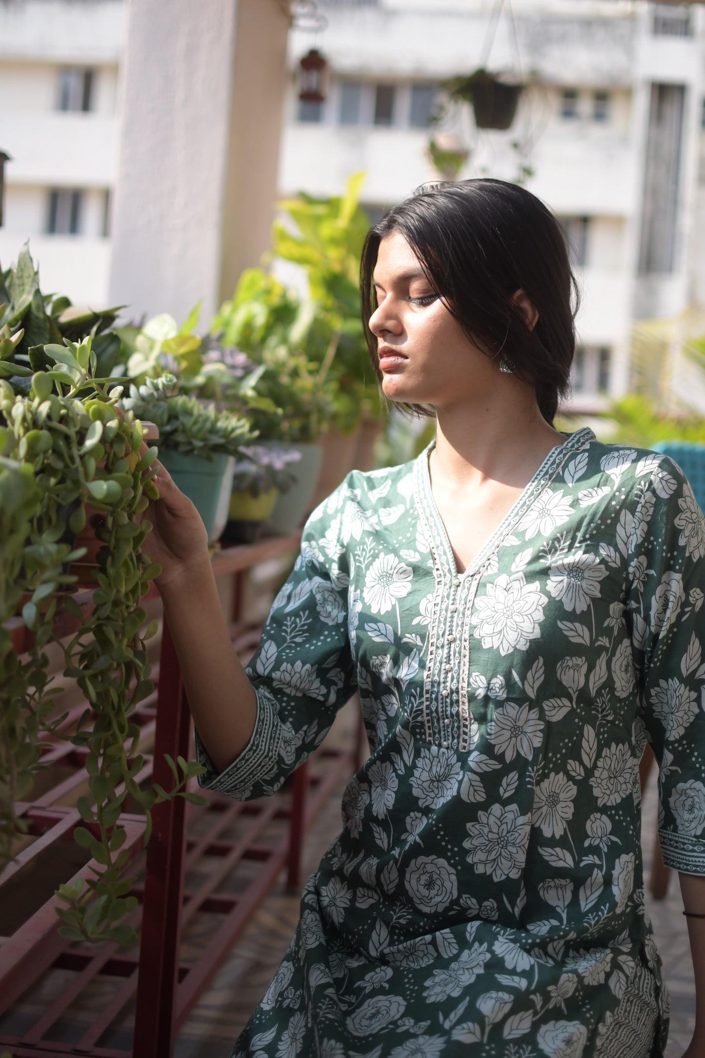 Bottle Green Flag – Lace & Pearl Detailed Printed 2-Piece Set (2FW-5-B3)