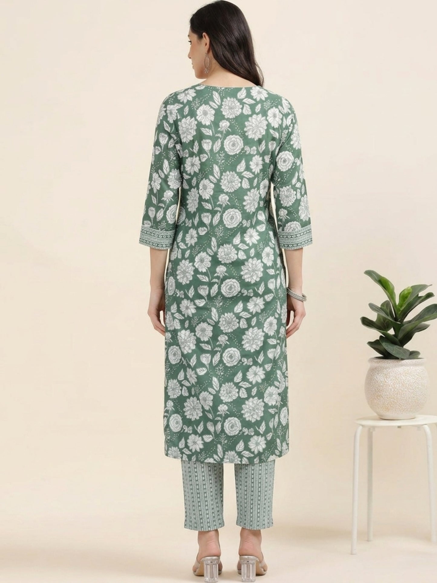 Bottle Green Flag – Lace & Pearl Detailed Printed 2-Piece Set (2FW-5-B3)